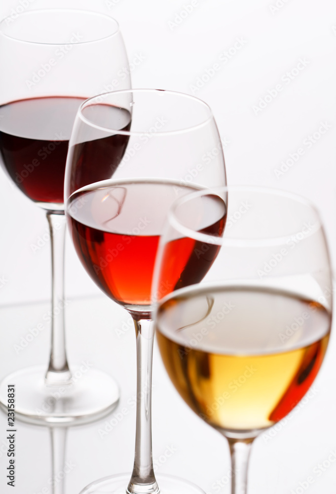 .Three Colors of Wine