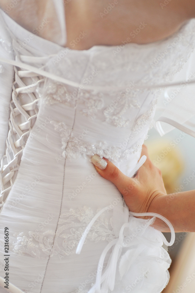 bride's back bride's back