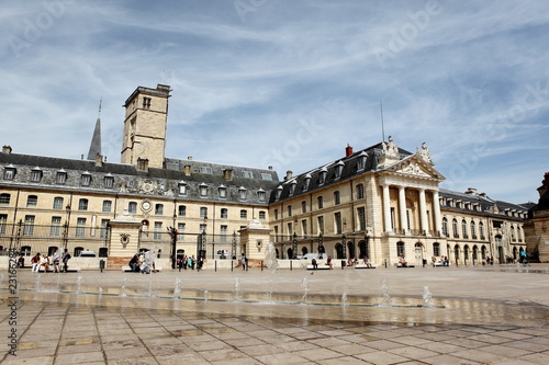 Place de la Libération, Dijon © NLPhotos