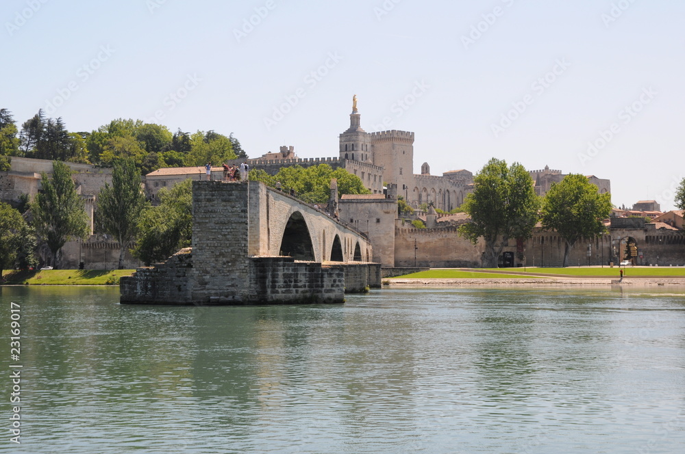 pont d'avignon et palais des papes