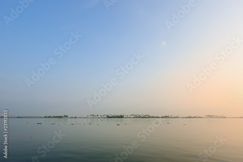 Wallpaper Mural Silent Torontodigital.ca