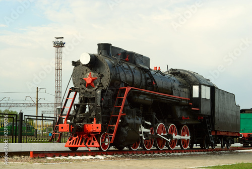 L series freight steam engine