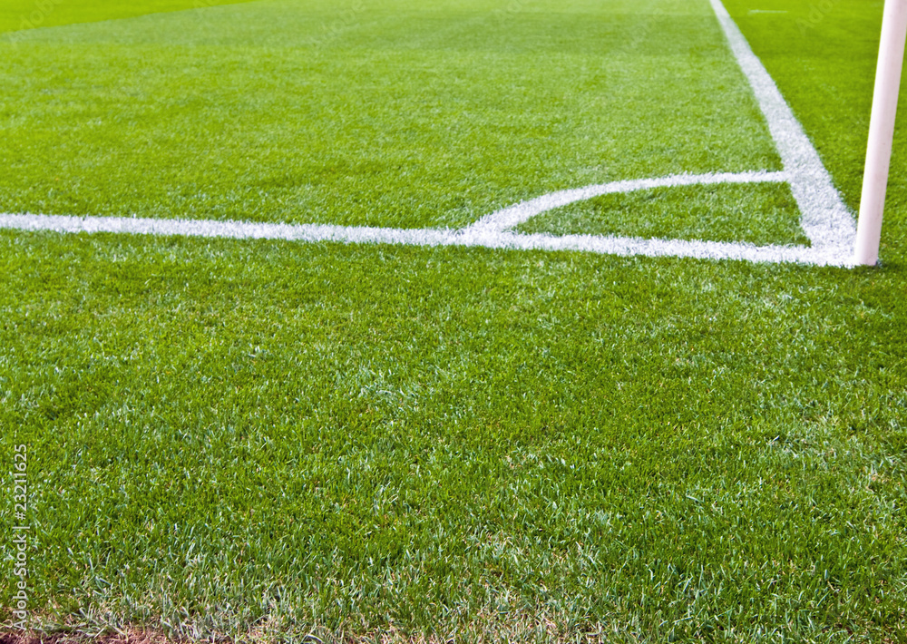 Obraz premium Fußballplatz, Eckmarkierung, Spielfeld