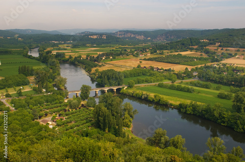 Valley of Dordogne river, France © javarman