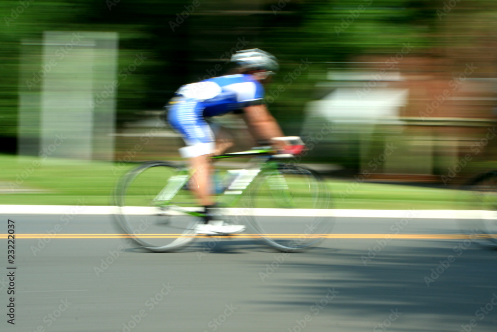 A Blurred motion bicycle race