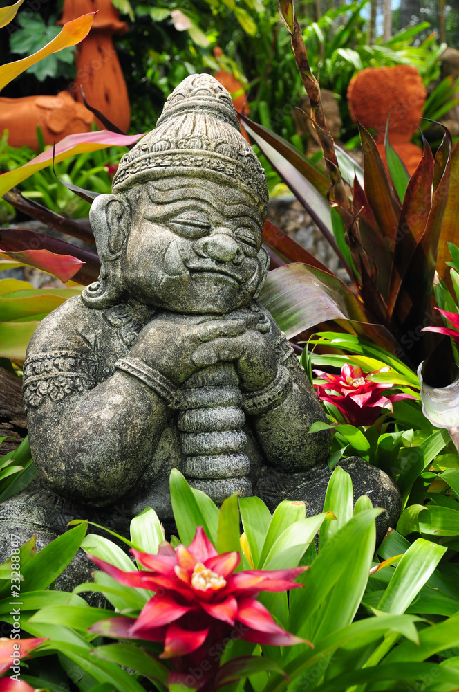 Obraz premium Schlafender Troll