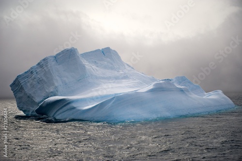Принти на полотні tabular iceberg
