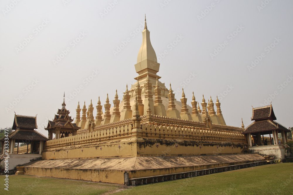 Fototapeta premium Stupa That Luang in Vientiane,Laos,Asien
