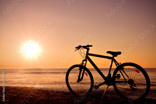 Bicycle and sea
