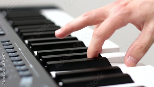 Piano keyboard chord