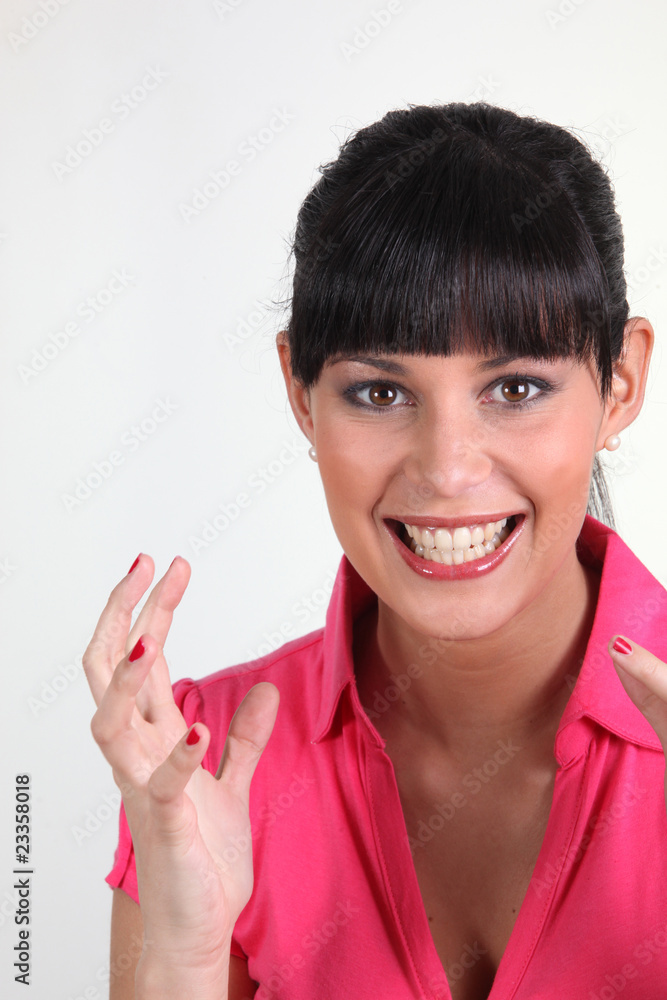 Portrait d'une jeune femme énervée Portrait d'une jeune femme énervée