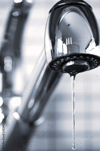 Fotografi Leaky kitchen faucet