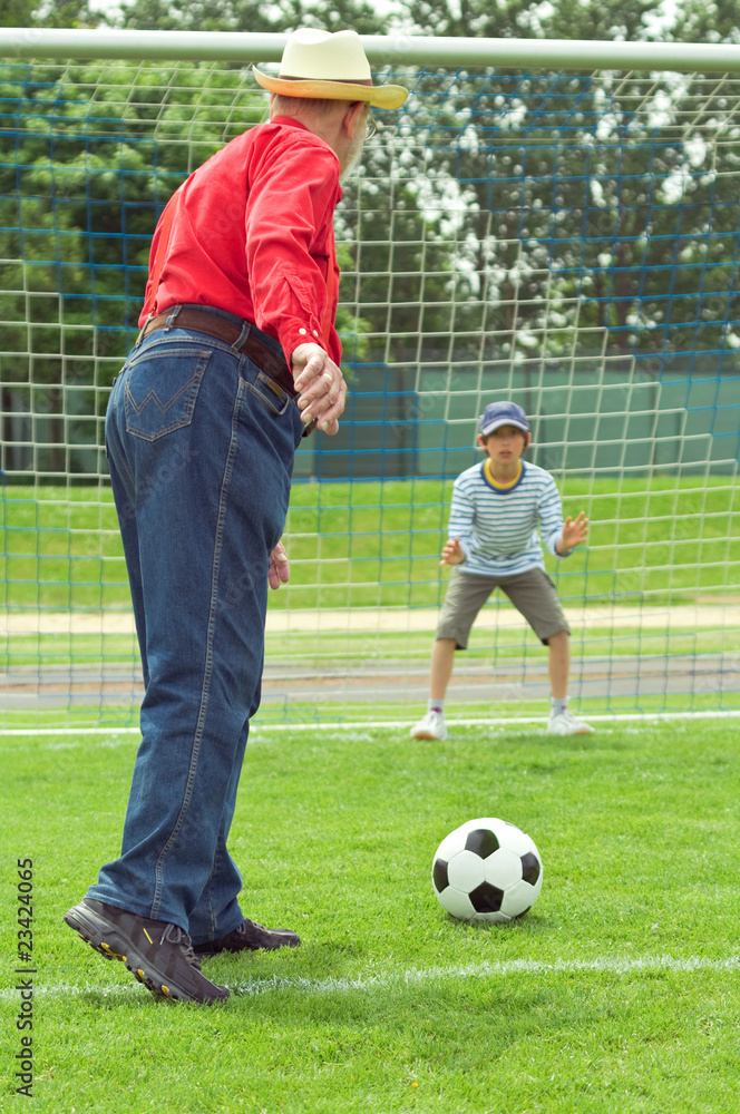 Großvater, Enkel, Fußball Großvater, Enkel, Fußball