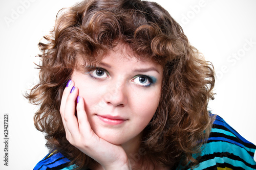 Valokuva Beautiful thoughtful woman isolated over a white background