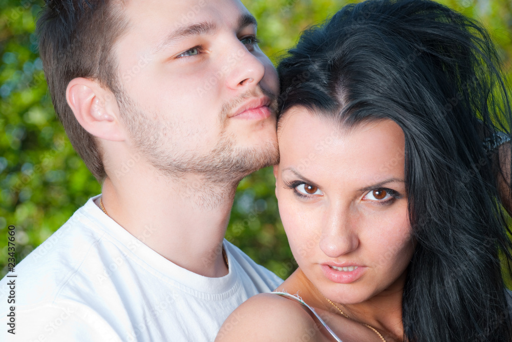 Fototapeta premium expressive young couple at summer day