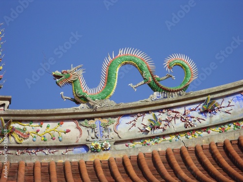 Drache auf dem Dach eines Tempels, Taiwan
