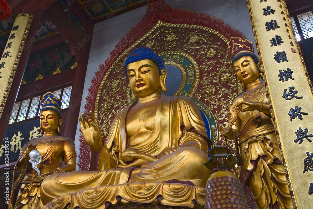 chine, hangzhou, temple de la solitude : bouddha