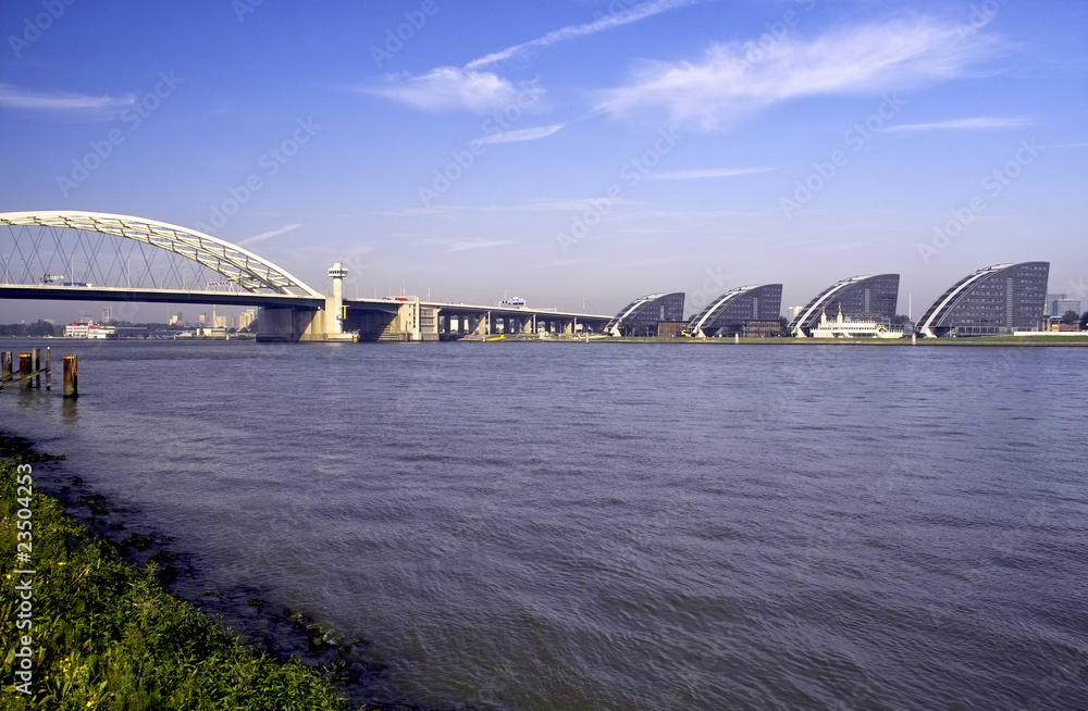 Fototapeta premium View of the river Maas in Rotterdam, Holland