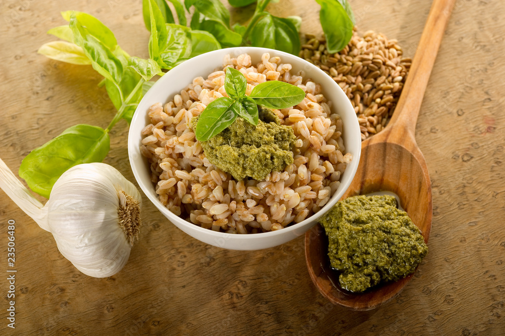spetl with pesto- farro al pesto spetl with pesto- farro al pesto
