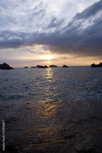 Sonnenuntergang über dem Ozean © by-studio