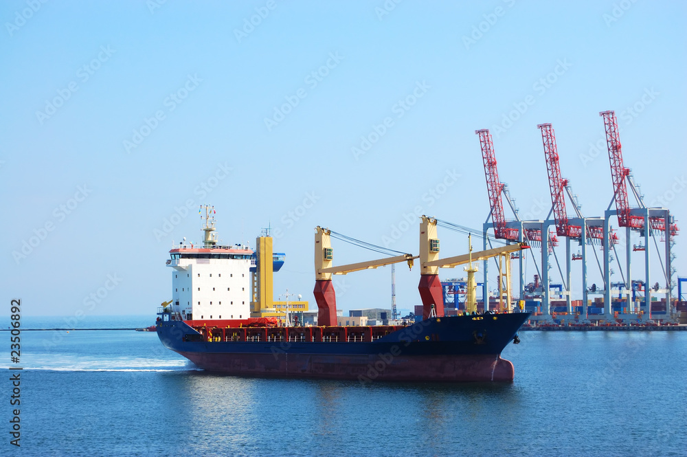 Naklejka premium The vessel calling at the port