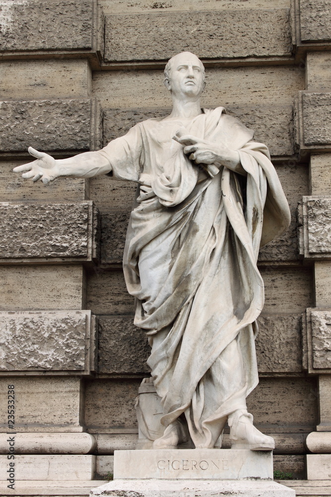 Naklejka premium Statue of Cicero