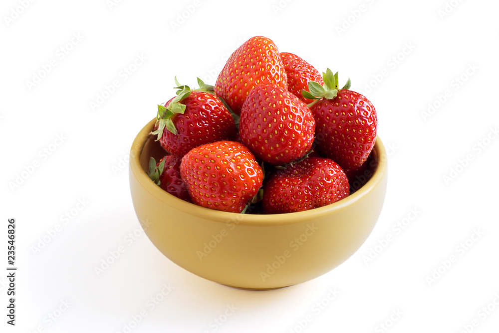 Strawberry is on the yellow plate Strawberry is on the yellow plate