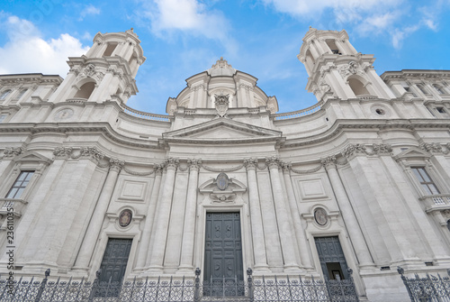 Roma, piazza Navona, chiesa di S. Agnese in Agone photo