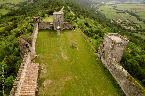 Photos Le chateau de Puivert