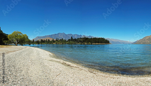 Lake Wakatipu  New Zealand