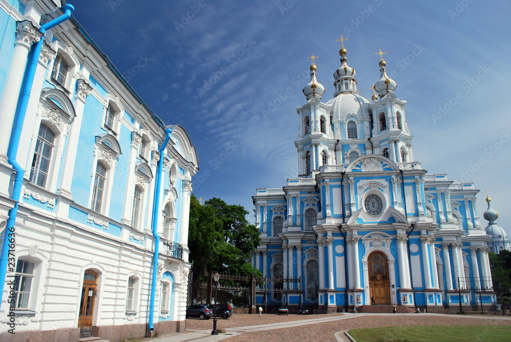 Tourisme dans le couvent de Smolny