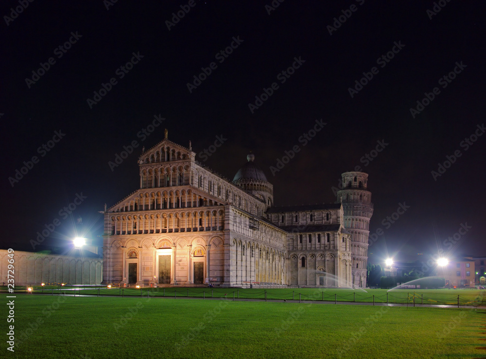 Pisa Kathedrale Nacht - Pisa cathedral night 02