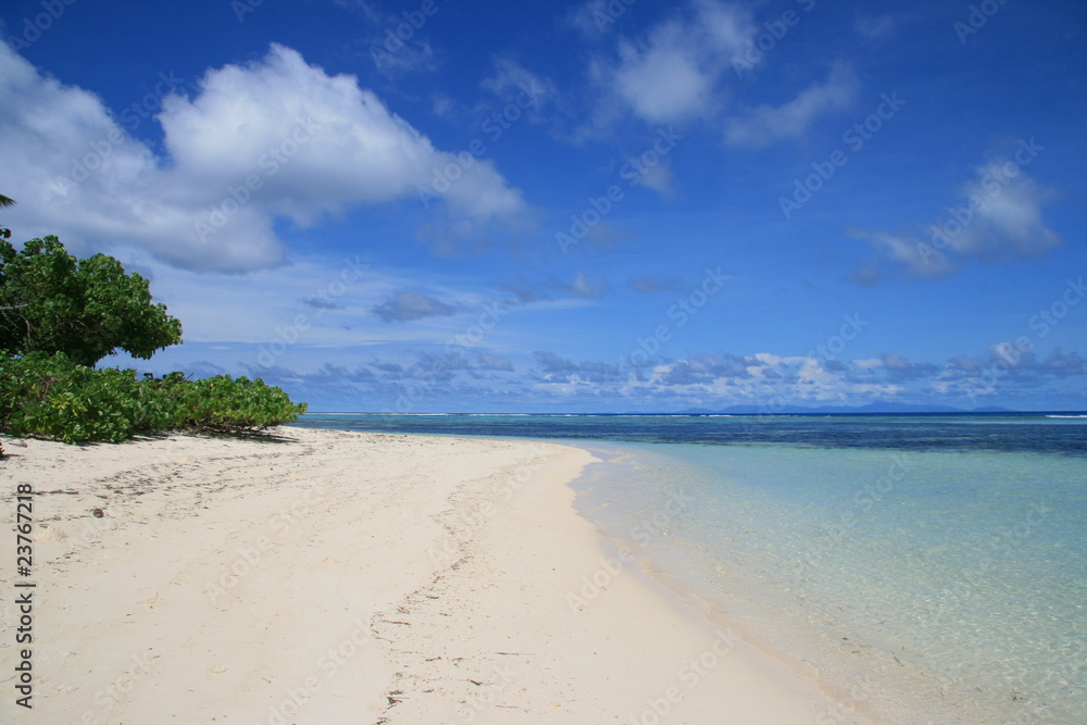 Einsamer Traumstrand auf LaDigue