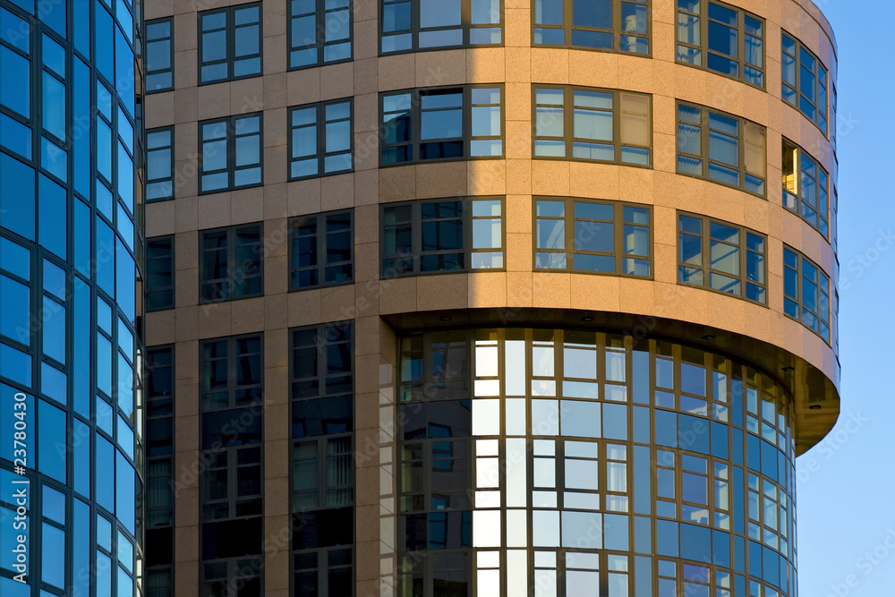 Fototapeta premium Hochhaus am Spreebogen