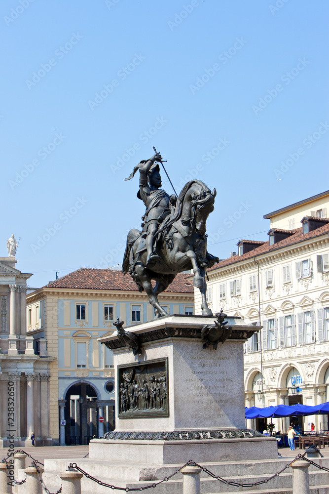 Monumento a Emanuele Filiberto - Piazza San Carlo - Torino