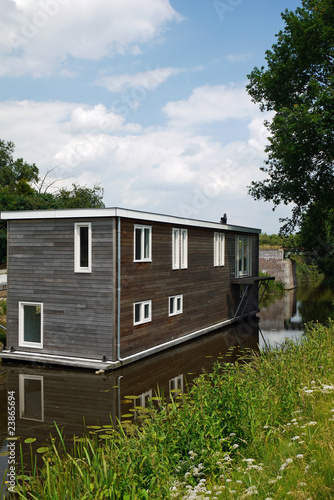 maison sur l'eau