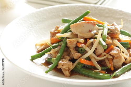 Chinese cuisine, chicken and green bean