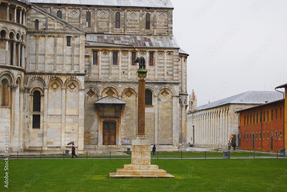 Fototapeta premium Pise : Notre Dame de l'assomption