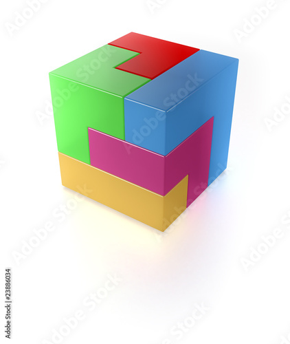 Kunststoffwürfel in Teilen - geschlossen