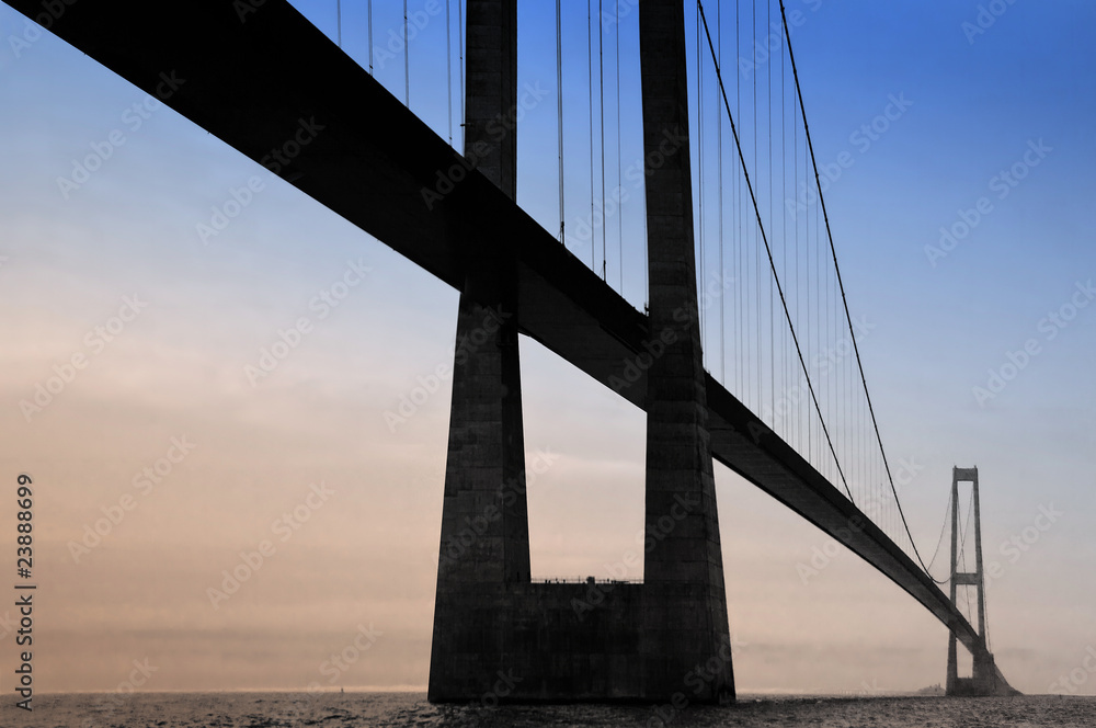 Obraz premium Storebeltbrücke