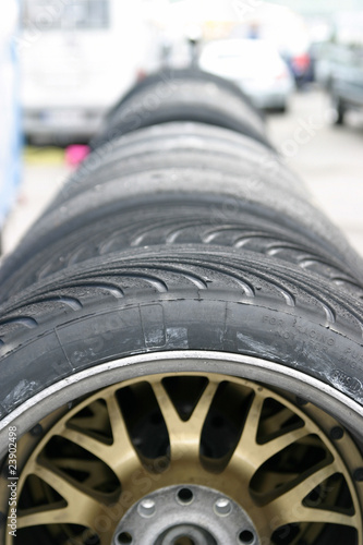 Rennreifen auf Magnesiumfelgen