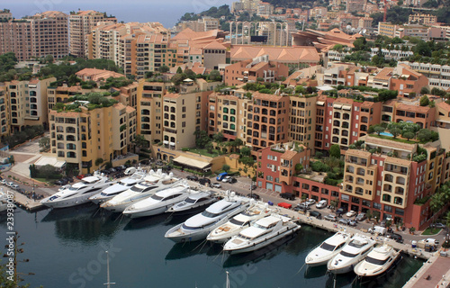 Monte Carlo and Monako