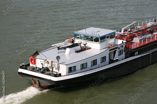 Foto Tanker barge on Rhine river
