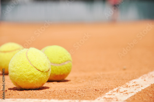 Tennis balls © cirkoglu