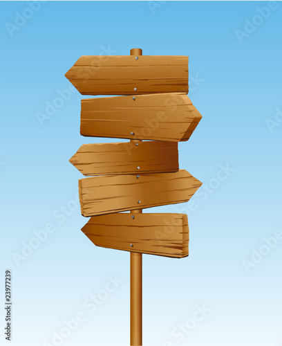 5 Wegweiser aus Holz vektor mit Himmel