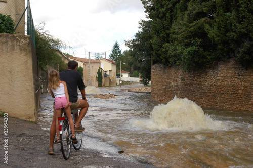 Fotografie inondation Nîmes