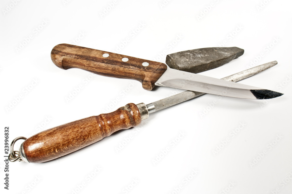 Obraz premium Küchenmesser und Schleifstein