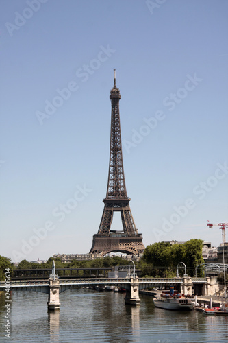 Pont, Seine et Tour Eiffel, Paris