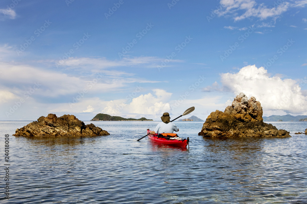 Naklejka premium Amazing rocks and red sea kayak, Coron island, Philippines
