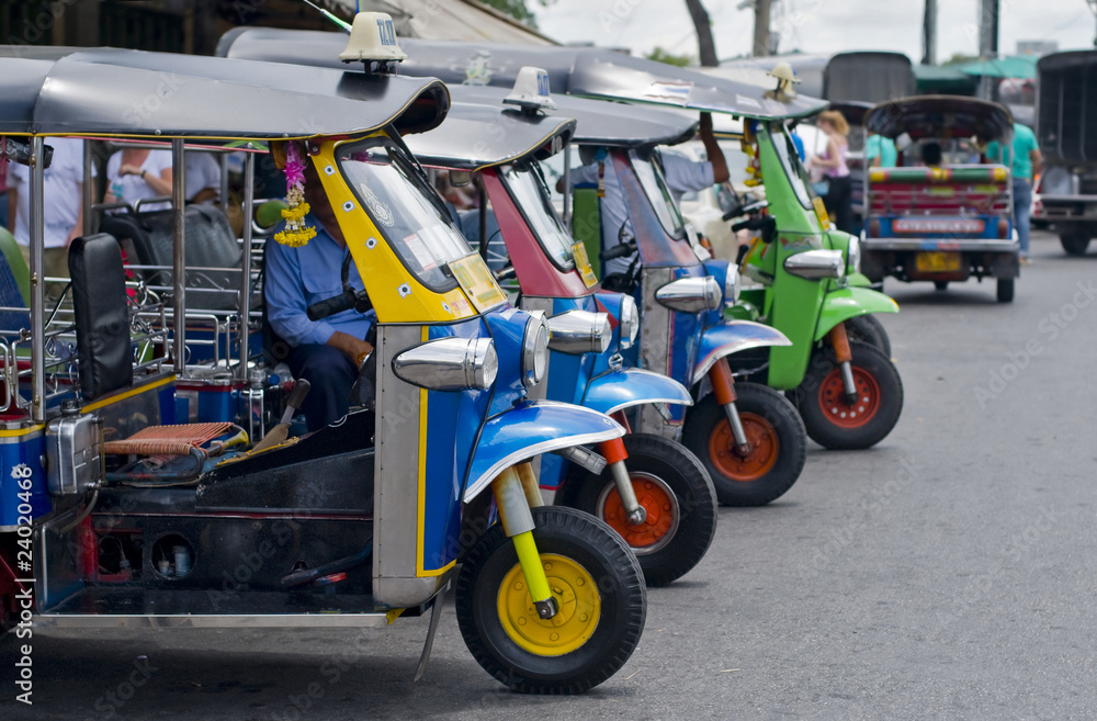 Fototapeta premium tuk tuks in bangkok